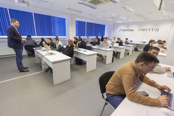 UserGate поддержал Всероссийскую студенческую олимпиаду в Санкт-Петербурге